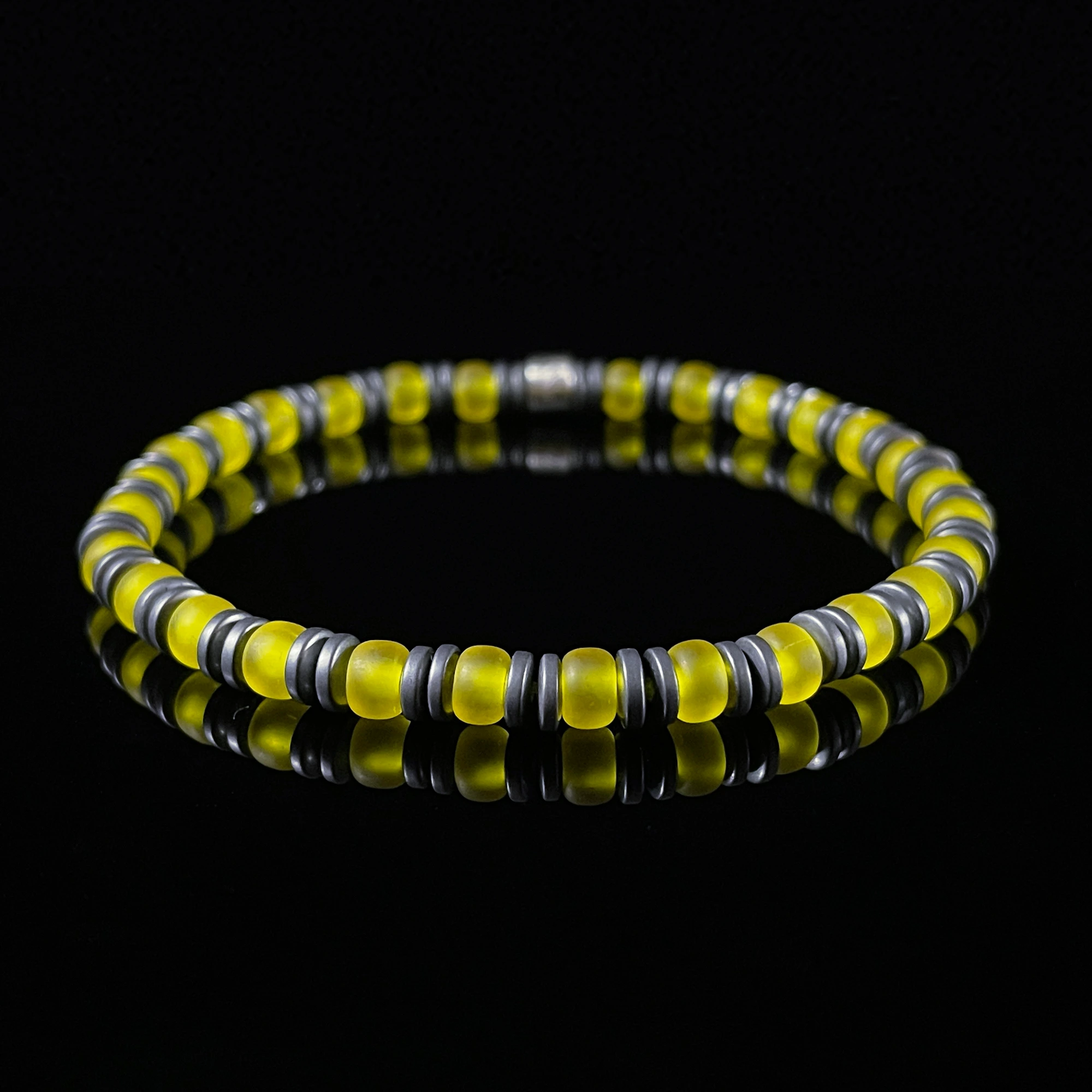 Magnetite & Miyuki Glass Beads,(5mm) Magnetite & Miyuki Glass Beads,(5mm)